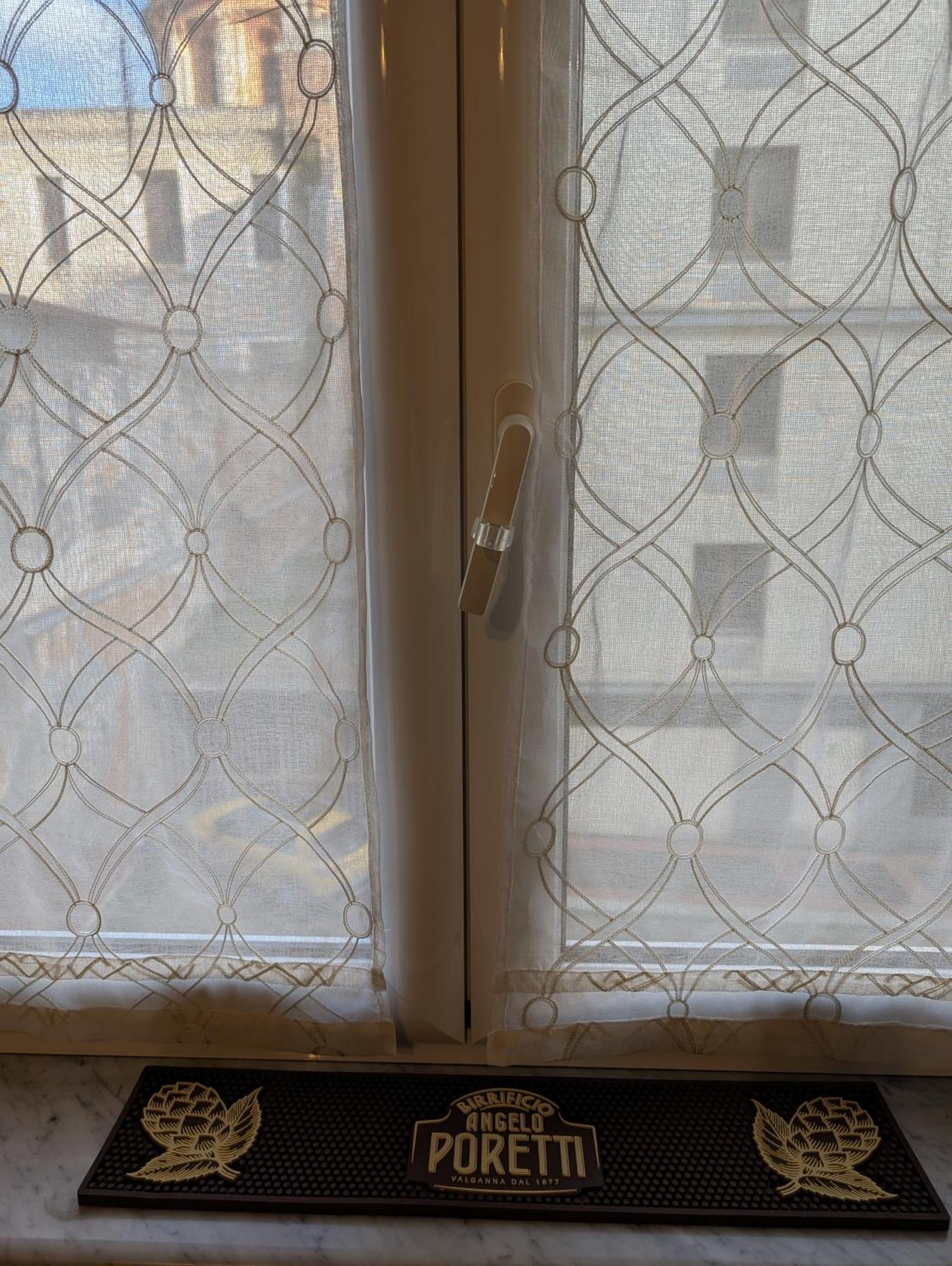 Apartamento La Dimora Di Dora Nápoles Exterior foto